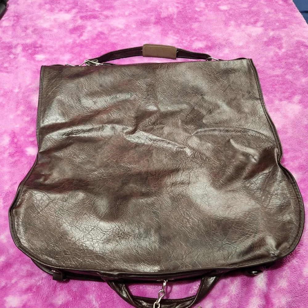 Vintage Samsonite Sentry Brown Faux Leather Hanging Bi-Fold Garment Bag Travel‎